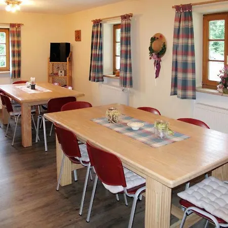 Hébergement de vacances Neunussberg Sleeps 25 Viechtach